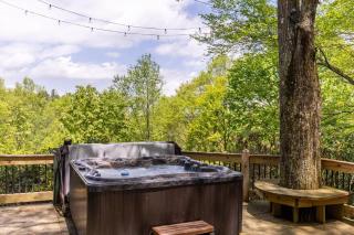 Parkway Hideout - Boone - 9