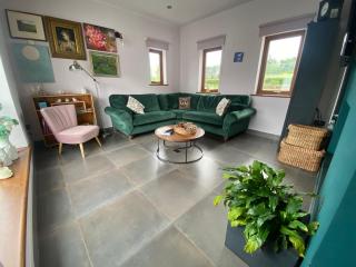 Meadow Cottage - Ballynameen - 9