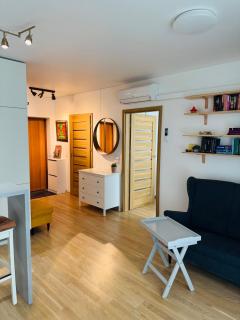 Cozy Ozo Park Apartment, Pet Friendly with Workspace - Vilna - 2