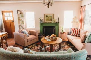 Cardigan Cottage - McGregor - 0