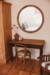 Cardigan Cottage - McGregor - 3