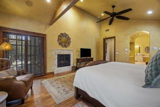 Luxury Mountain Retreat with Hot Tub in Park City - Park City - 9