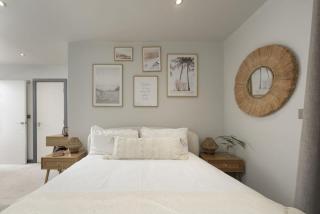 6 The Point - Walk to Newquay's Beaches - Free WiFi and Parking - 5