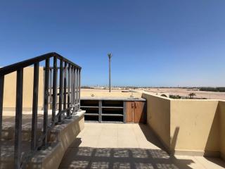 Lux Skyline Loft 2Bdr - Hurghada - 3