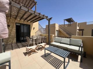 Lux Skyline Loft 2Bdr - Hurghada - 4