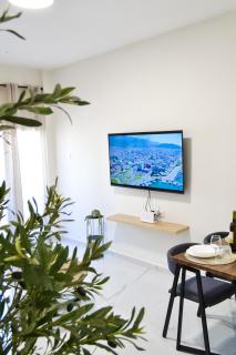 Eve's Central Comfort Apartment #1 - 1
