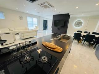 Luxury Hills 1500ｍ2超絶景パティオ サウナ BBQ 駐車場4台 プール ペット 空港そば - 7
