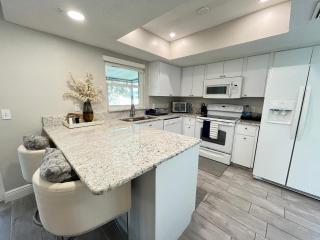 Cozy Home in Valrico, 20 mins from Busch Gardens - Valrico - 6