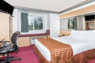 Brush Inn and Suites - 7