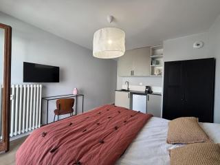 M74 Marquer joli studio centre ville - Annemasse - 3