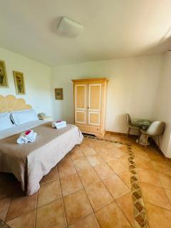 Le Petite Suite - 6