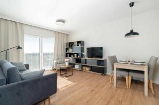 Bright Apartment Bulgarska with Parking near ENEA Stadium by Noclegi Renters - Posen - 9