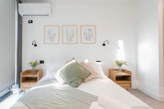 Prime Location Modern 1BR Las Condes Apt - 1