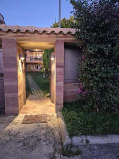 Nefelifamilyhouse with private jacuzzi - Lagonisi - 8