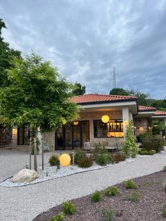 New Unique Stone Villa with Seaview, Pool and Garden - Poljane - 4