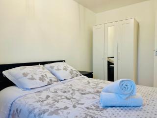 spacious apartment for 7 people near La Défense - Nanterre - 5