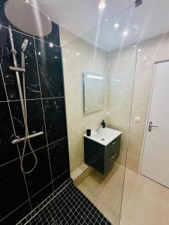 spacious apartment for 7 people near La Défense - Nanterre - 1