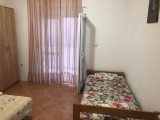 Apartmani Čanj - - 2