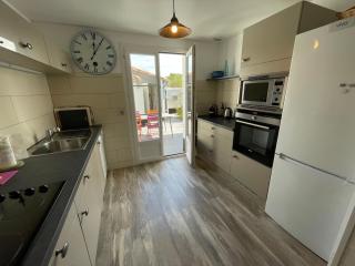 Family Fun, Beach, Biking and Relaxation - 6