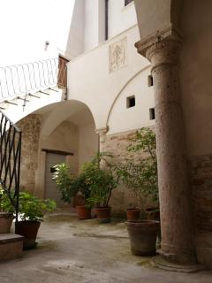 Casa Piccolomini - Ascoli Piceno - 8