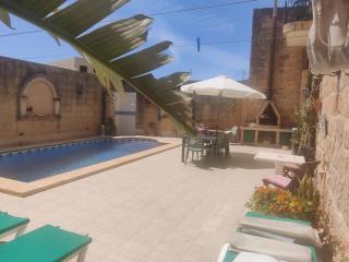 Tan-Namur Farmhouse B&B - Xewkija - 6