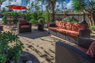 Giraffe House - Chula Vista - 8