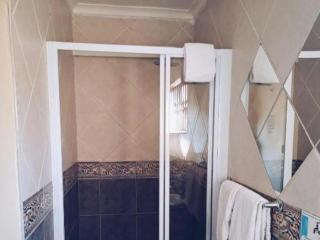 Lakefield Hotel - Benoni - 6
