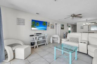 Sea Breeze 503 - St Pete Beach - 3