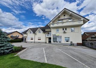 Dežman Apartments & Rooms - Kranj - 9