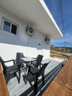 Twins Apartments - Ksamil - 9