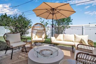Madeira Beach Family & Pet Friendly Luxury Getaway - Seminole - 1