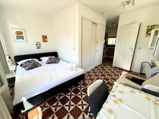 ApartHotel Riviera - LES TOITS D AUGUSTIN - Bright Studio with A C - Old town - Nizza - 6