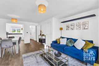 OnSiteStays - 4 Large Bedrooms 3 Bathrooms 1 WC Parking Garden & Wifi - Basildon - 8