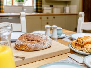 2 Bed in Ilminster 82968 - Barrington - 4