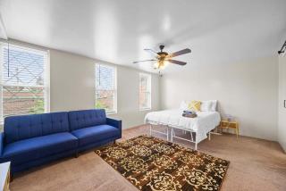 Bright & Cozy 2 Bed Home Private Parking - Pittsburgh - 7