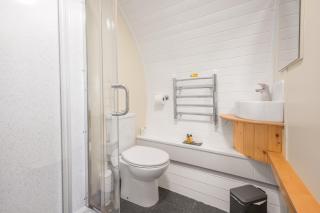 Brownthwaite Luxury Pod with Hot Tub at Fell View Park Kirkby Lonsdale - Casterton - 4