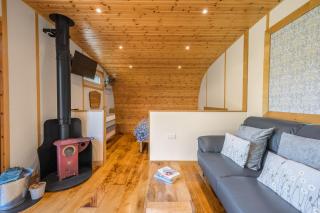 Brownthwaite Luxury Pod with Hot Tub at Fell View Park Kirkby Lonsdale - Casterton - 2