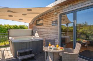 Brownthwaite Luxury Pod with Hot Tub at Fell View Park Kirkby Lonsdale - Casterton - 1