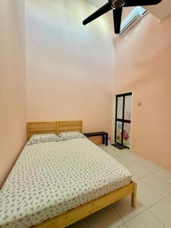Ahnaf Guesthouse - Sitiawan - 7