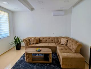 Fu-Kru Lux - Bar - 5