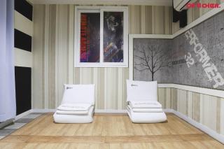 Hangout Hotel - Pohang - 1