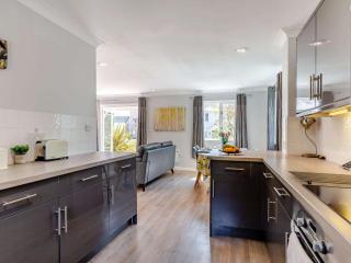 3 Bed in Falmouth 89103 - Budock Water - 6