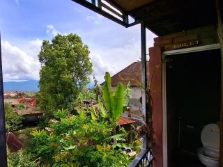Vara'ayaMunduk The Room & Panoramic Rooftop - Munduk - 7