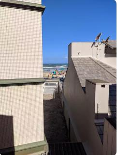 Apartamento 1 quadra do mar Centro - 9