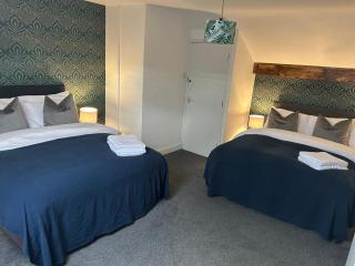 BIG Contractor House Derby with 7 Beds By PureStay - 7 night min! - Derby - 9