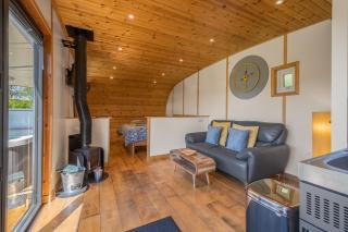 Kingsdale Luxury Pod with Hot Tub at Fell View Park Kirkby Lonsdale - 1