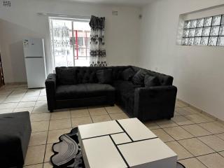 Modest Cottage - Germiston - 0