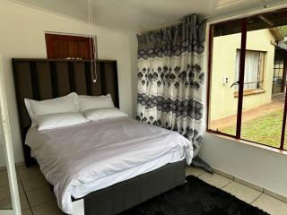 Modest Cottage - Germiston - 1