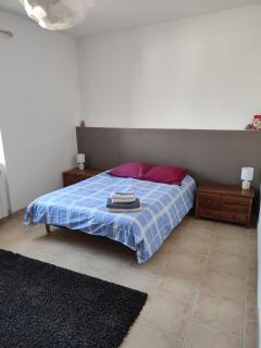 Maison de village en duo avec 150m2 au Rdc et la suite parentale ou en famille avec 4 chambres 250m2 intérieur - Montfaucon - 9