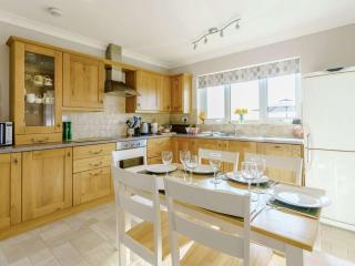 3 Bed in Narberth 73936 - Maenclochog - 8